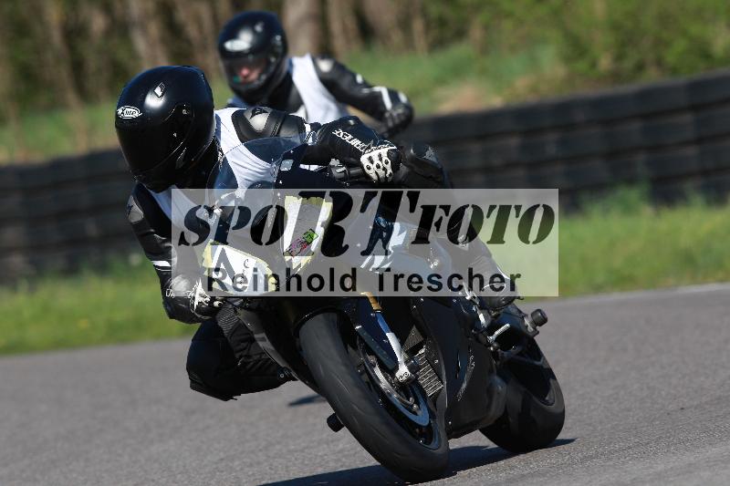 /Archiv-2022/08 17.04.2022 Speer Racing ADR/Instruktorengruppe/7